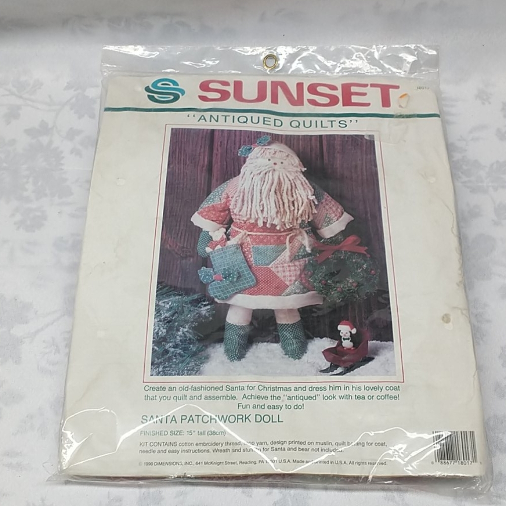 Sunset"Antiqued Quilts" Santa Patchwork Doll Kit